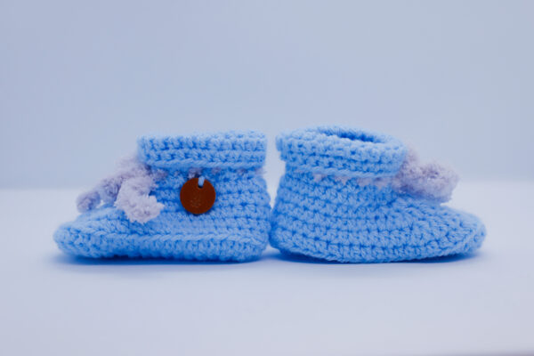 babyslofjes-babyblauw-gehaakt